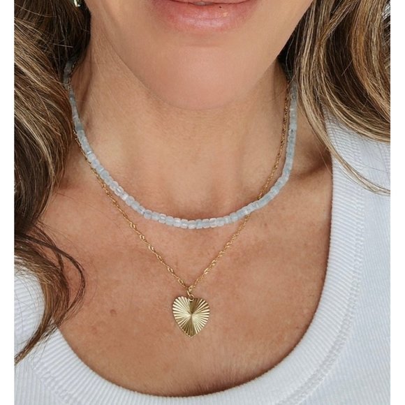 Aquamarine Gemstone Necklace with gold toggle clasp and removeable baroque pearl - Picture 10 of 14